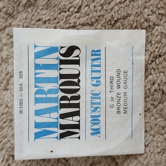 Martin Marquis acoustic guitar strings Bronze wound silver steel - Picture 9 of 12